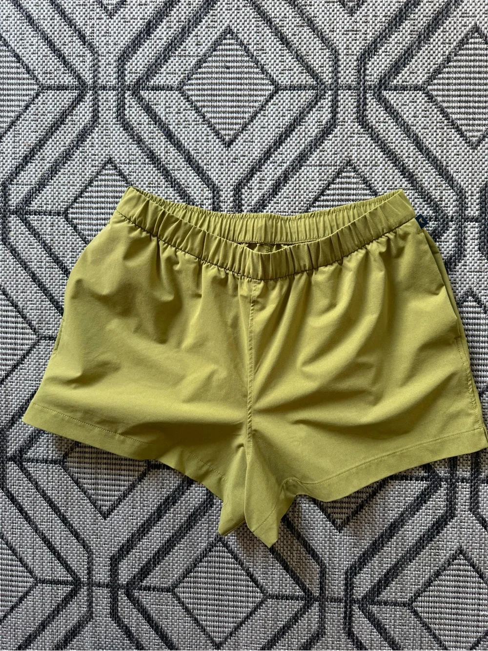 Tracksmith‎ Transit Athletic Running Gym Workout Athleisure Shorts in Olive XL